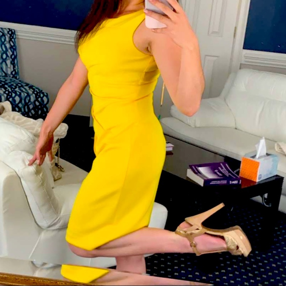 Stunning Yellow, Body-con Dress💛